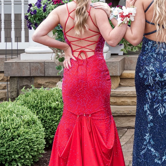 Sherri hill prom dress size 4 - Picture 3 of 6